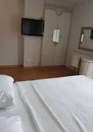 Отель Maira Beach Бодрум